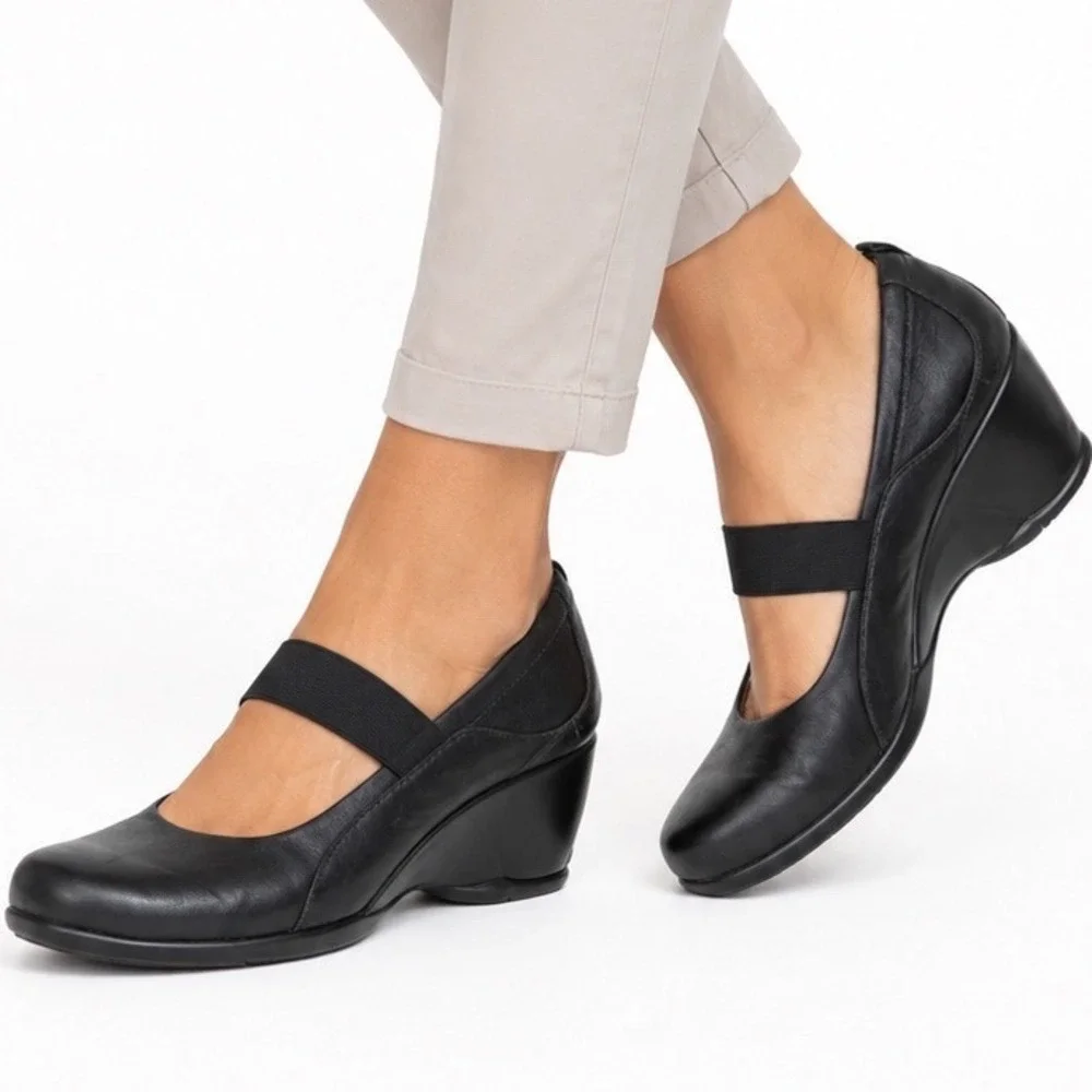 Naturalizer Ande Black Leather Mary Jane Comfort Wedges Women's Size 8.5